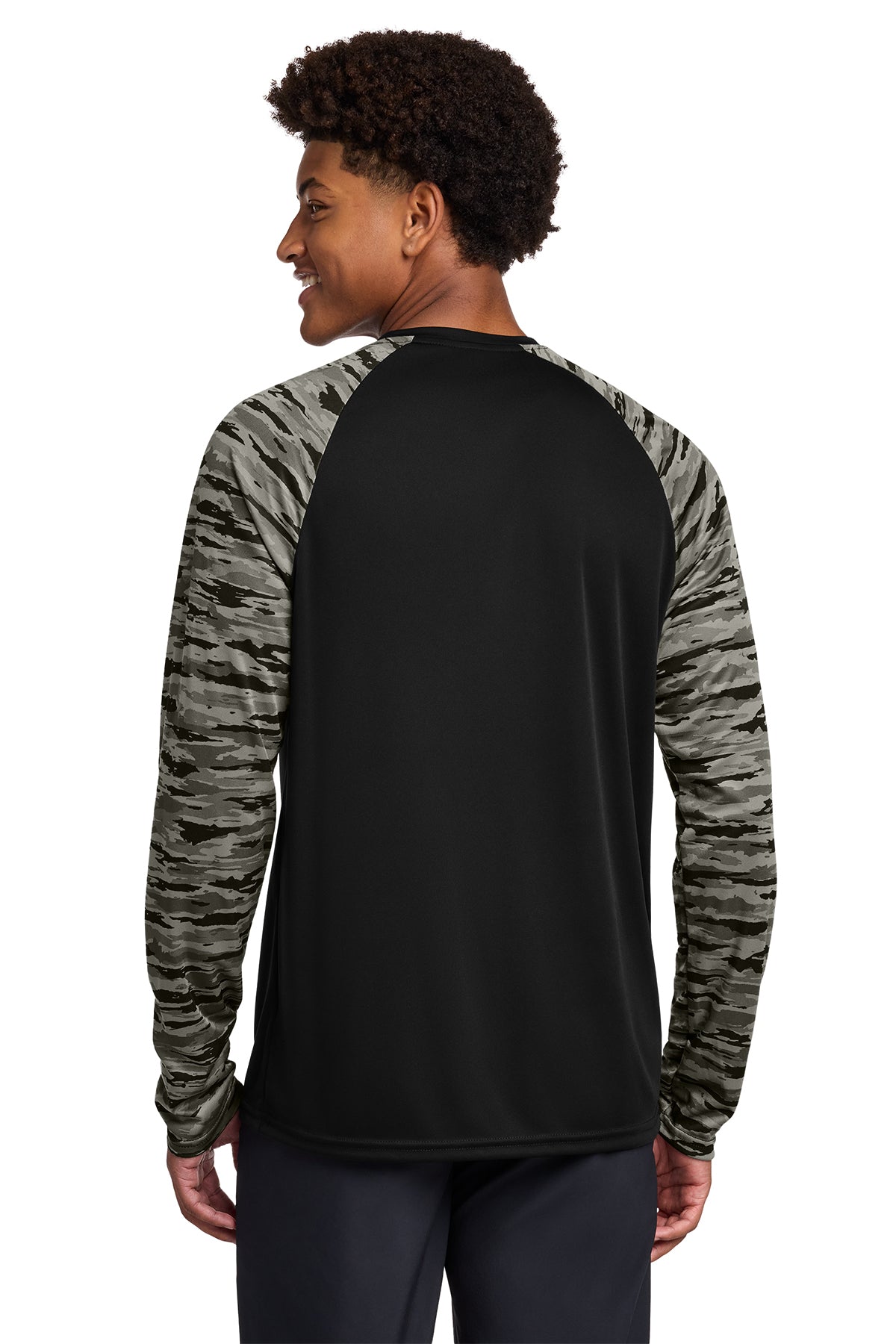 Hamptons Fitness Drift Camo Long Sleeve Performance Tee ST376LS black back view